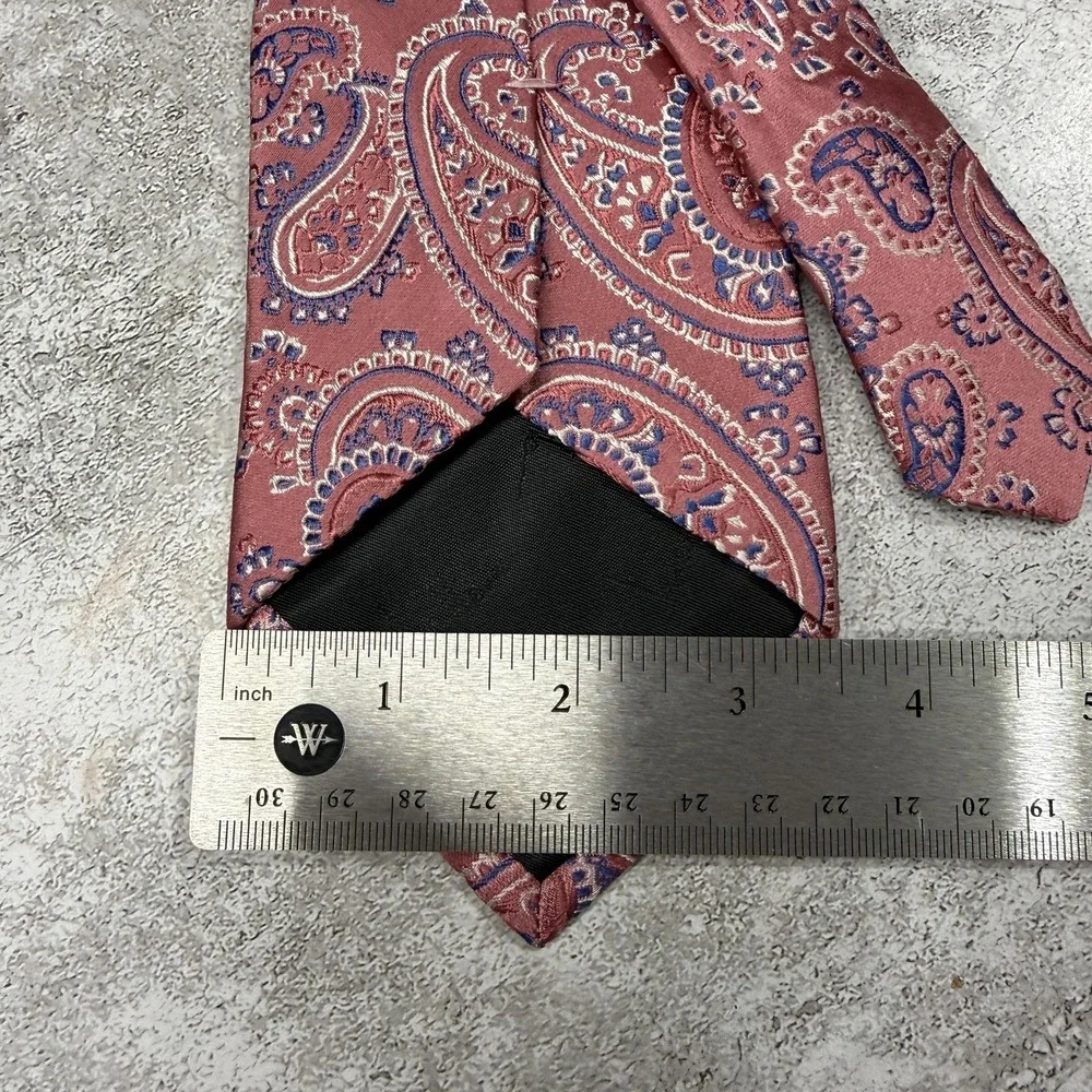 Nicole Miller Silk‎ Tie Mens One Size Pink Blue Paisley Made In China Necktie
